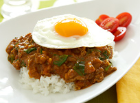 Lamb and spinach curry